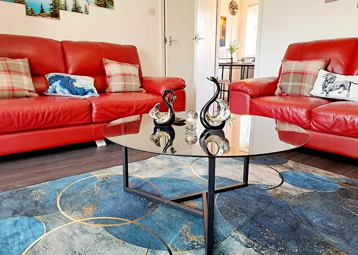 Cozy 2Br Home Leeds Free Parking & Wifi Pets Welcome
